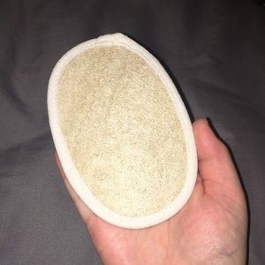 FREE WITH PURCHASE Body scrubber